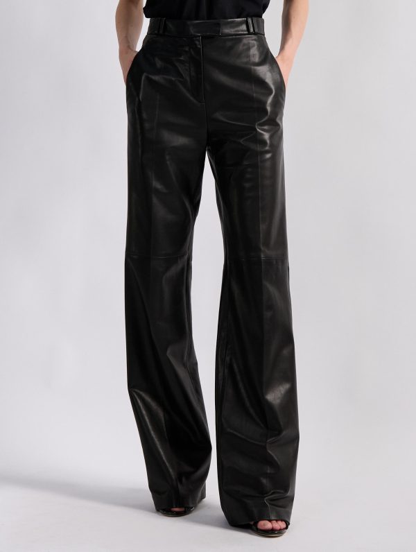 Pantalon jambes larges en cuir plongé noir Sale